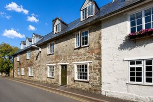 11PP_Front Aspect- click for photo gallery